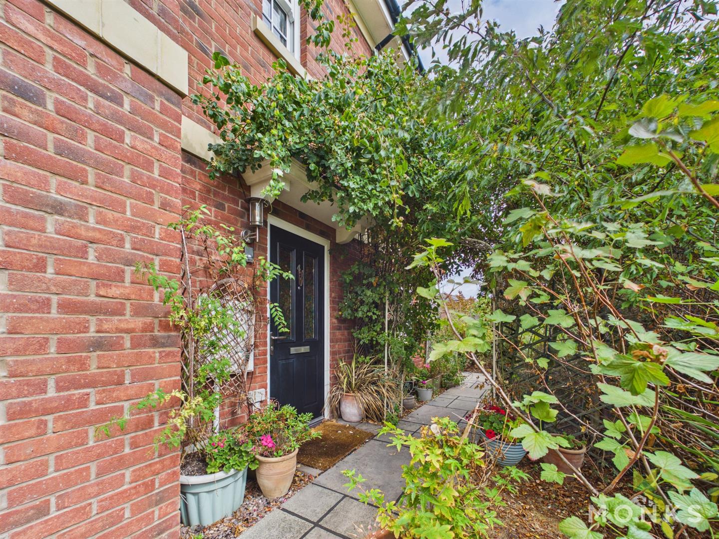 4 Berkeley Fields, Shrewsbury, SY3 8EJ For Sale